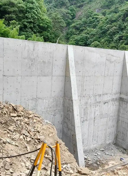 承德重力式挡土墙